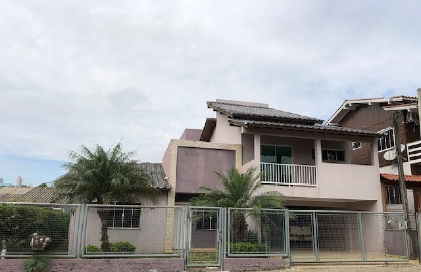 CASA DE ALVENARIA - TERRENO COM 375 M² EM CHAPECÓ/SC