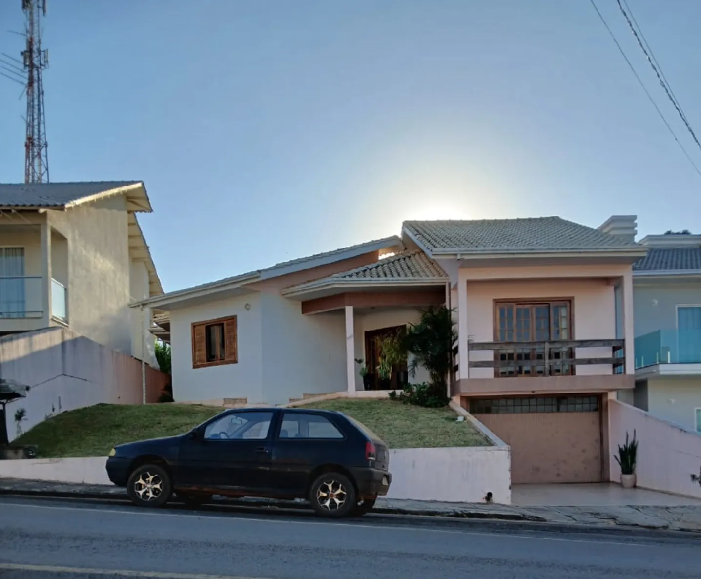 CASA DE ALVENARIA NO LOTEAMENTO “MORADA DA LUZ” COM ÁREA TOTAL DE 839,59 M² EM ABELARDO LUZ/SC